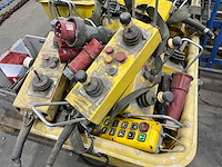 Partij diverse afstandsbedieningen en toebehoren - afbeelding 6 van  16