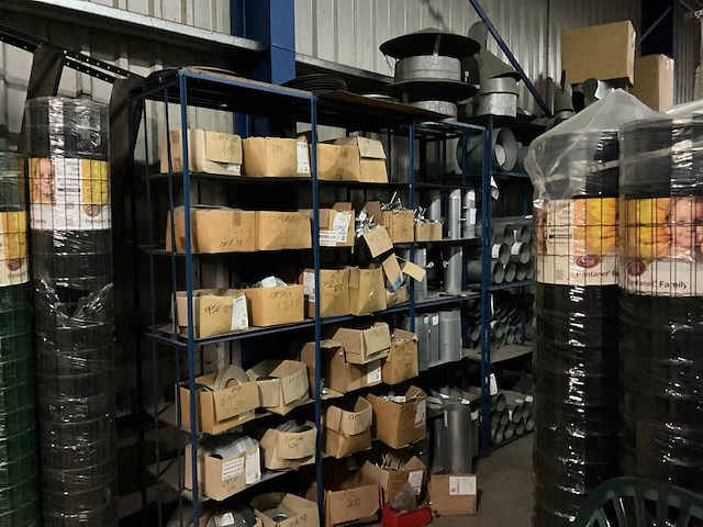 Partij diverse afvoerkanaal toebehoren - afbeelding 1 van  14