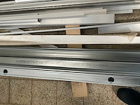 Partij diverse alu profielen (30x) en 10x metal stud - afbeelding 2 van  9