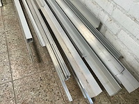 Partij diverse alu profielen (30x) en 10x metal stud - afbeelding 6 van  9