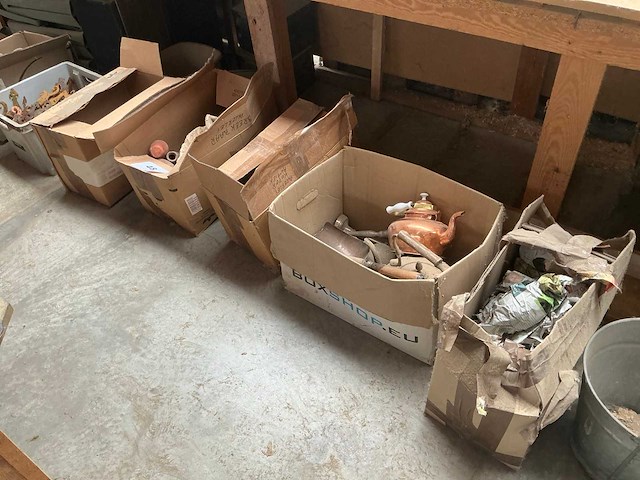 Partij diverse antiek en glaswerk - afbeelding 1 van  13