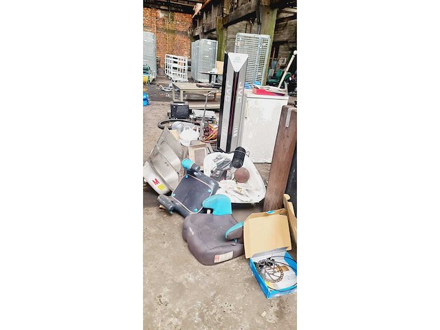 Partij diverse artikelen - afbeelding 3 van  11