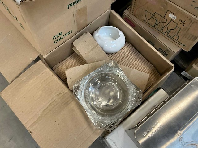 Partij diverse asbakken - afbeelding 5 van  11