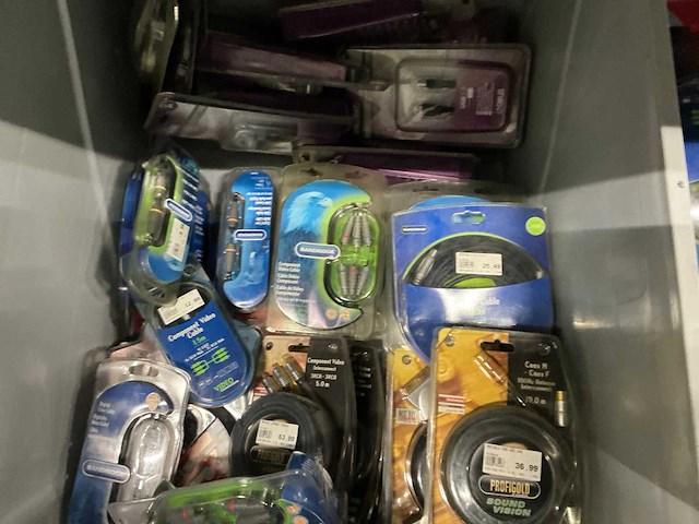 Partij diverse audiokabels - afbeelding 2 van  3