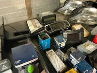 Partij diverse auto-onderdelen en accessoires - afbeelding 13 van  16