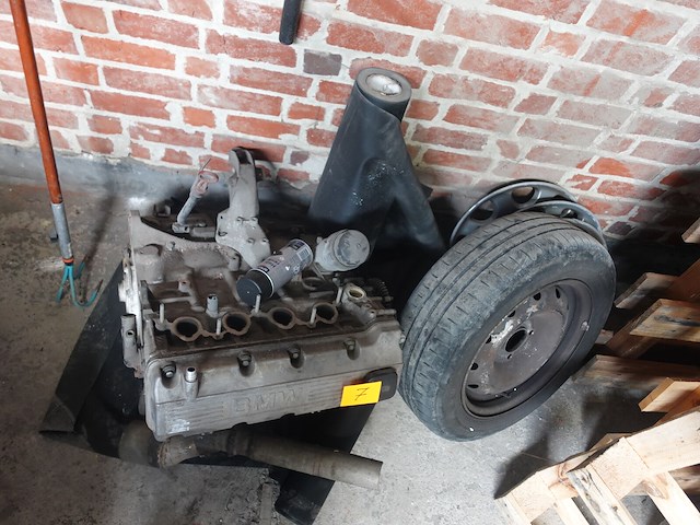 Partij diverse auto onderdelen - afbeelding 9 van  14