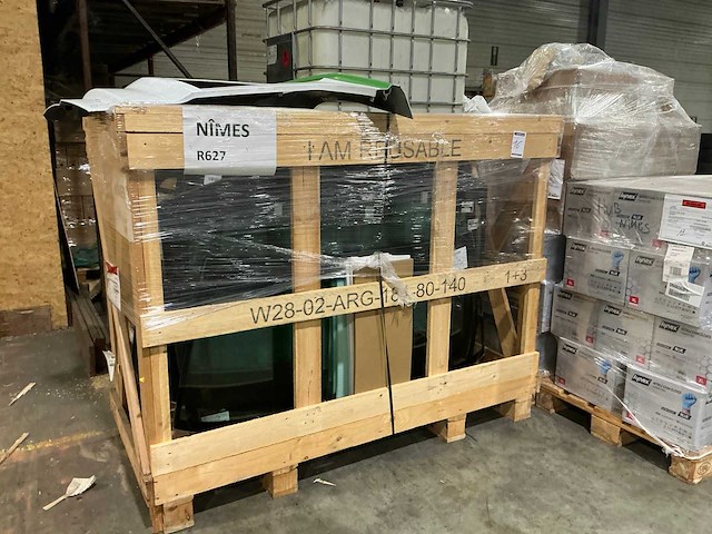 Partij diverse autoruiten - afbeelding 1 van  4