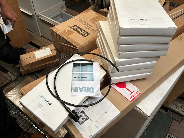 Partij diverse badkameraccessoires - afbeelding 9 van  19
