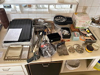 Partij diverse bakkerijmaterialen