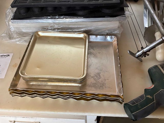 Partij diverse bakkerijmaterialen - afbeelding 8 van  8