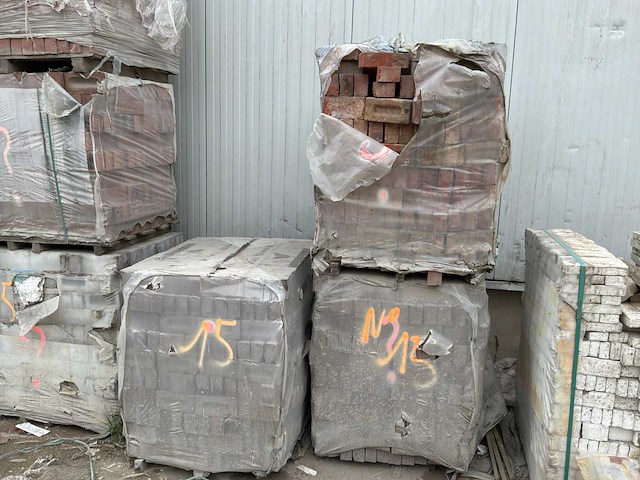 Partij diverse bakstenen - afbeelding 7 van  20