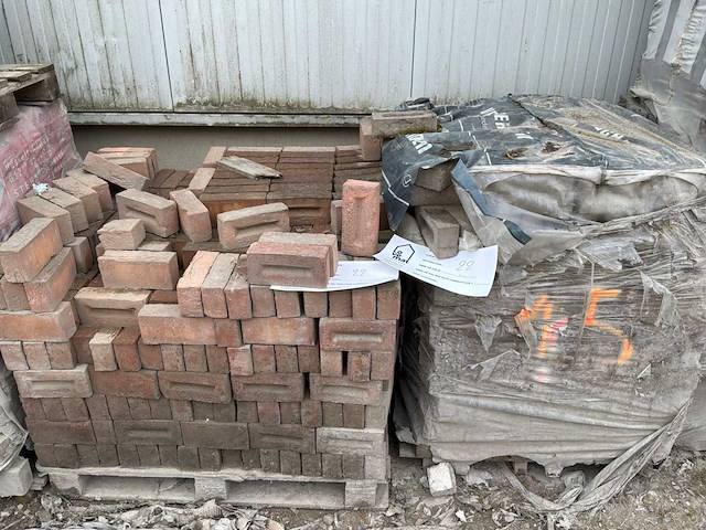 Partij diverse bakstenen - afbeelding 10 van  20