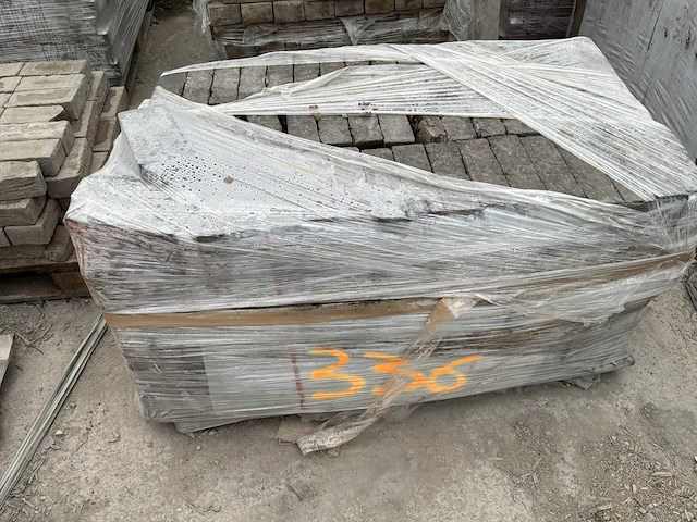 Partij diverse bakstenen - afbeelding 20 van  20