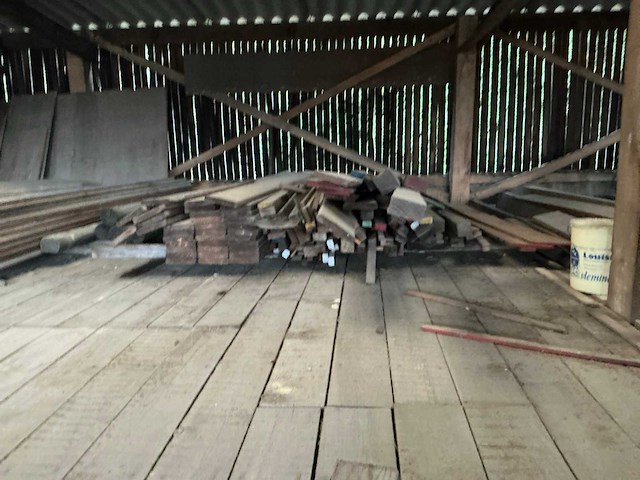 Partij diverse balken en planken - afbeelding 7 van  8