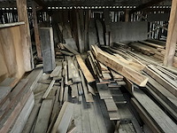 Partij diverse balken, planken en schaaldelen - afbeelding 7 van  9