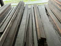 Partij diverse balken, planken en schaaldelen - afbeelding 9 van  9