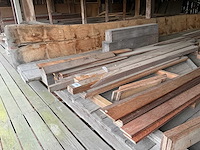 Partij diverse balken, planken en schaaldelen - afbeelding 7 van  13