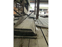 Partij diverse balken, planken en schaaldelen - afbeelding 11 van  13