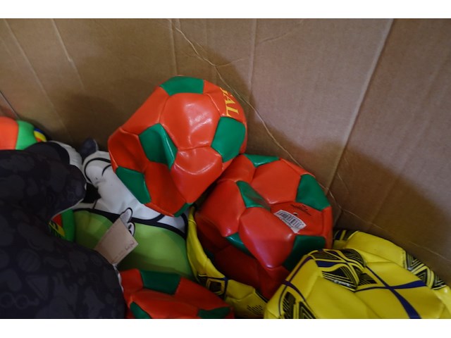 Partij diverse ballen - afbeelding 3 van  6