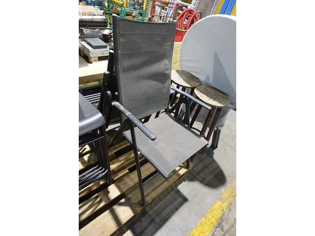 Partij diverse barstoelen/bartafels - afbeelding 2 van  4