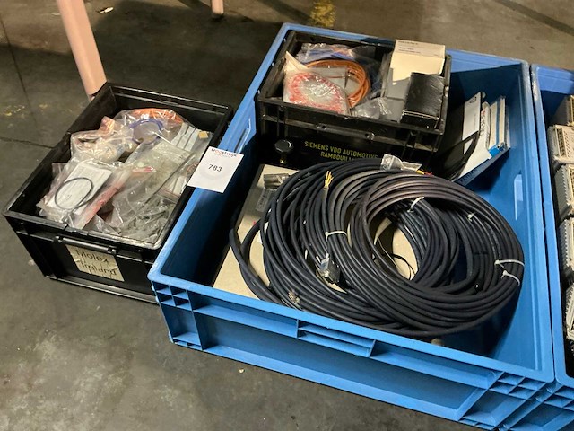 Partij diverse bekabeling - afbeelding 2 van  7