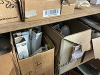 Partij diverse bevestigingsmaterialen en bouwtoebehoren - afbeelding 13 van  63