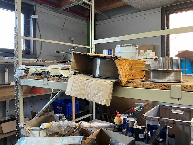 Partij diverse bevestigingsmaterialen en bouwtoebehoren - afbeelding 17 van  63