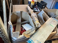 Partij diverse bevestigingsmaterialen en bouwtoebehoren - afbeelding 22 van  63