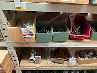 Partij diverse bevestigingsmaterialen en bouwtoebehoren - afbeelding 31 van  63