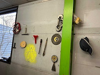 Partij diverse bevestigingsmaterialen en bouwtoebehoren - afbeelding 41 van  63