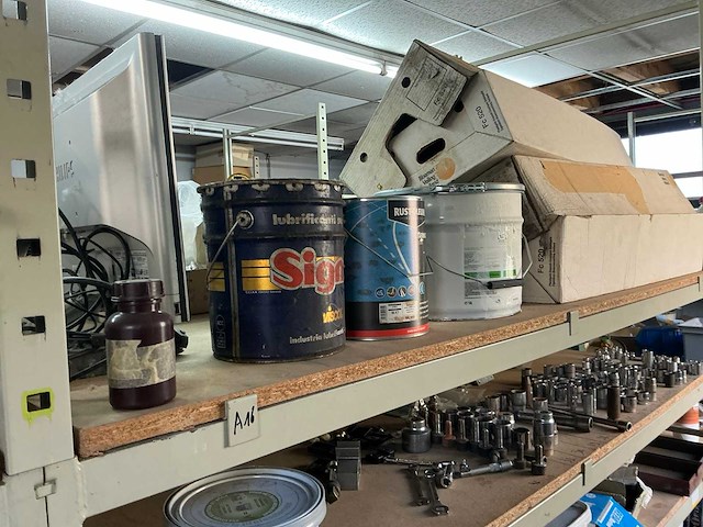 Partij diverse bevestigingsmaterialen en bouwtoebehoren - afbeelding 52 van  63