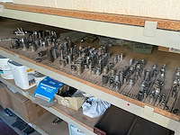 Partij diverse bevestigingsmaterialen en bouwtoebehoren - afbeelding 54 van  63