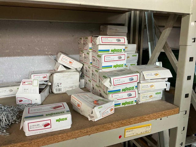 Partij diverse bevestigingsmaterialen en bouwtoebehoren - afbeelding 45 van  63