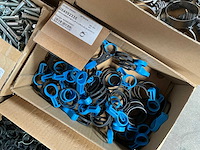 Partij diverse bevestigingsmaterialen en ijzerwaren - afbeelding 14 van  17