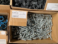 Partij diverse bevestigingsmaterialen en ijzerwaren - afbeelding 17 van  17