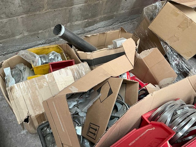 Partij diverse bevestigingsmaterialen - afbeelding 4 van  13