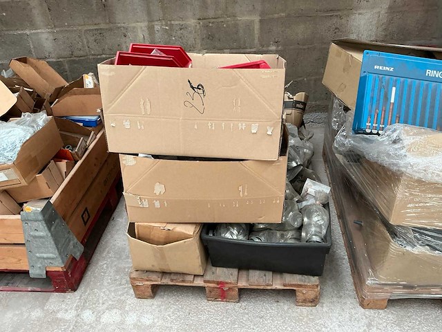 Partij diverse bevestigingsmaterialen - afbeelding 7 van  13