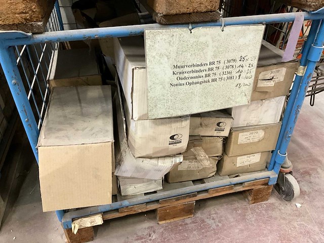 Partij diverse bevestigingsmaterialen - afbeelding 11 van  13