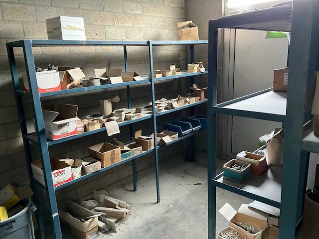 Partij diverse bevestigingsmaterialen - afbeelding 1 van  25