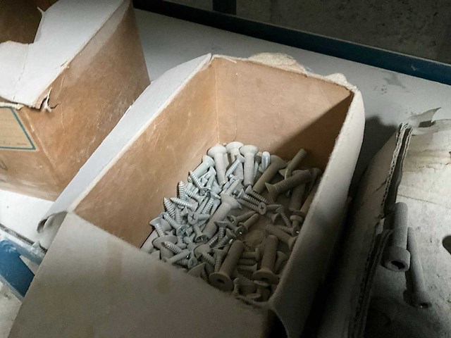 Partij diverse bevestigingsmaterialen - afbeelding 23 van  25