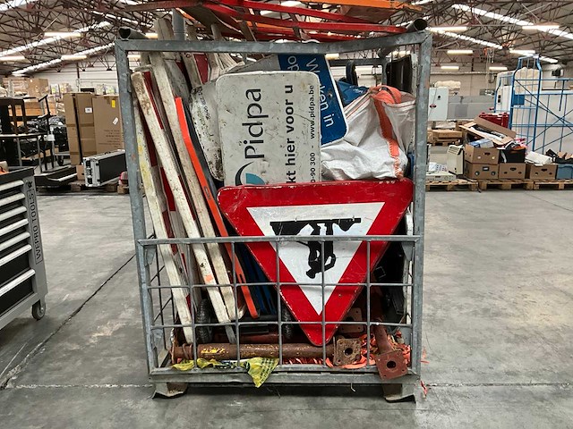 Partij diverse bewegwijzering - afbeelding 4 van  11