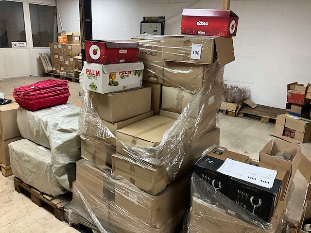 Partij diverse bierglazen - afbeelding 1 van  3