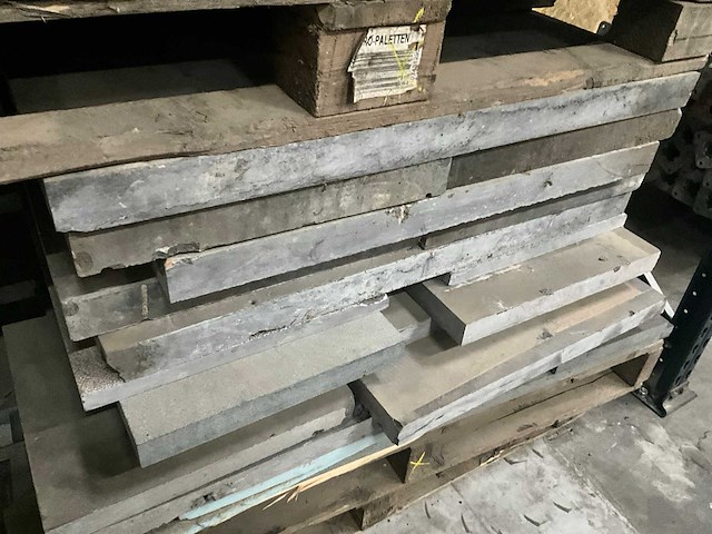 Partij diverse blauwsteen/natuursteen - afbeelding 8 van  16