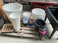 Partij diverse bloempotten - afbeelding 2 van  5