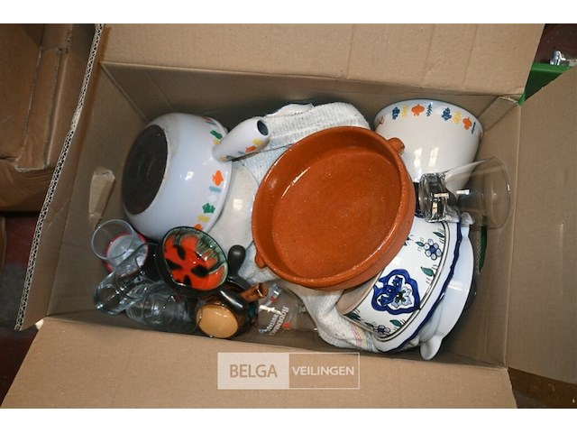 Partij diverse borden - afbeelding 3 van  9