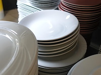 Partij diverse borden - afbeelding 2 van  13