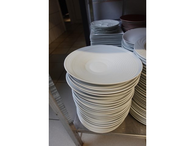 Partij diverse borden - afbeelding 6 van  13