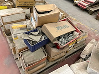 Partij diverse bouw- en bevestigingsmaterialen - afbeelding 10 van  17