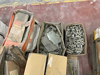 Partij diverse bouw- en bevestigingsmaterialen - afbeelding 12 van  17