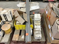 Partij diverse bouw- en bevestigingsmaterialen - afbeelding 18 van  37